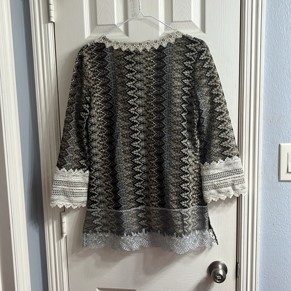 Passion Concept Vintage Top - Picture 2 of 4